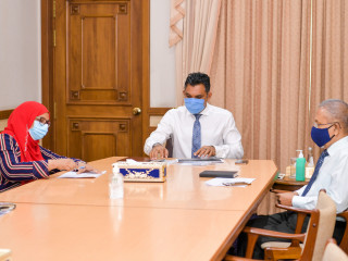 ނައިބު ރައީސް، މިނިސްޓްރީ އޮފް ޖެންޑަރ، ފެމިލީ އެންޑް ސޯޝަލް ސަރވިސަސްގެ އިސް ބޭފުޅުންނާ ބައްދަލުކުރެއްވުން