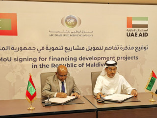 Minister of Foreign Affairs, Abdulla Shahid and Mohammed Saif Al-Suwaidi