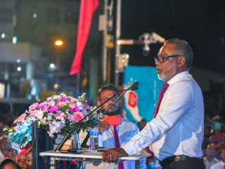 ހުކުރު ދުވަހުގެ ރޭ ކާނިވަލް ސަރަހައްދުގައި ބޭއްވި ޖަލްސާގެ ތެރެއިން އަދުރޭ ވާހަކަ ދައްކަވަނީ