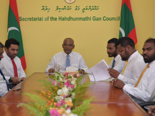 President Ibrahim Mohamed Solih meets with Gan councilors and institution representatives, as well as cabinet ministers