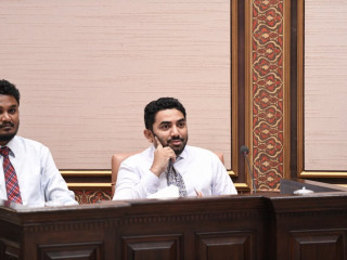 ހެލްތު މިނިސްޓަރ އަބްދުﷲ އަމީން