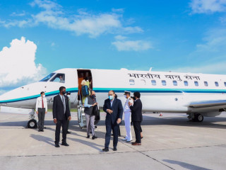 އިންޑިއާގެ ފޮރިން ސެކްރެޓަރީ ހަރްޝް ވަރްދާން ޝްރިންގްލާ ރާއްޖެ ވަޑައިގަތުން