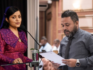 ރައްޔިތުންގެ މަޖިލީހުގެ ނައިފަރު ދާއިރާގެ މެމްބަރު އަދި ޕީޕީއެމްގެ ނައިބު ރައީސް އަހުމަދު ޝިޔާމް އަދި ހެރިޓޭޖް މިނިސްޓަރު ޔުމްނާ މައުމޫން