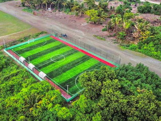 ހދ. ކުމުންދޫގައި ކުޅިވަރާ ބެހޭ ވުޒާރާގެ ފަރާތުން އެޅި ފުޓްސަލް ދަނޑު