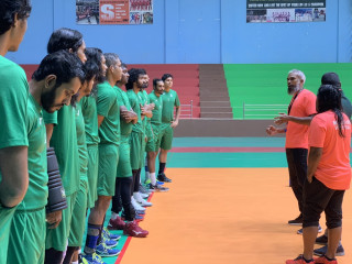 ގައުމީ ވޮލީ ޓީމު