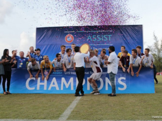 ލެޓްވިއާ އިން ތަށި އުފުލާލަނީ