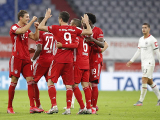 ޖަރުމަން ކަޕްގެ ފައިނަލްގައި ބަޔާން އާއި ލެވަކޫސަންގެ ކުރިމަތިލުމެއް