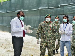 ޓުއަރިޒަމް މިނިސްޓަރ ކަރަންޓީން ފެސިލިޓީއެއް ބައްލަވާލެއްވުން