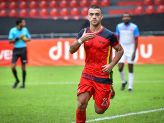 ޓީސީ އަދި ގްރާންޑޭ ބައްދަލުކުރި މެޗުގެ ތެރެއިން