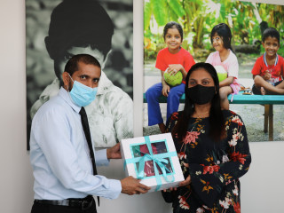 މާސްކްތައް ހަދިޔާ ކުރުމުގެ ތެރެއިން