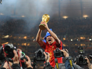 ޑޭވިޑް ވިއާ