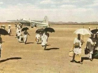 1953 ވަނަ އަހަރުގެ ހައްޖު މޫސުމުގައި ހައްޖުގެ އަޅުކަން އަދާކުރަން ދިއަ ހައްޖުވެރިން