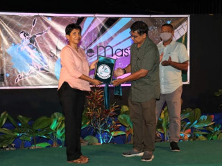 ޝަޓްލް މާސްޓާސް ބެޑްމިންޓަން ކުލަބު އިފުތިތާހުކޮށްދެއްވަނީ