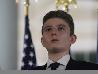 ރައީސް ޓްރަމްޕްގެ ދަރިކަލުން ބަރޯން ޓްރަމްޕް