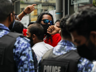 އިދިކޮޅުން ބޭއްވި މުޒާހަރާގެ ތެރެއިން