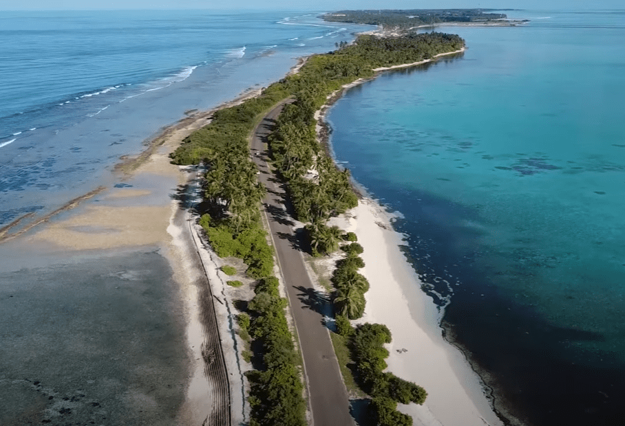 The accident is to have occurred on the Link Road of Addu City