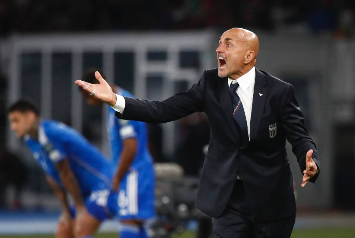 އިޓަލީގެ ކޯޗު ލޫސިއާނޯ ސްޕަލެޓީ