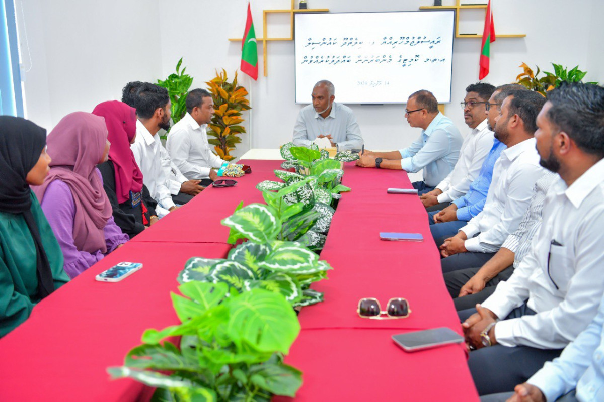 President Muizzu met F. Bilehdhoo council and WDC members on Sunday