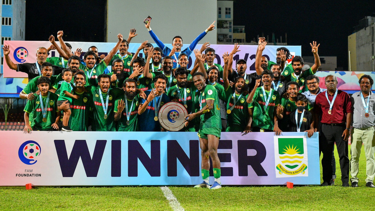 މި ސީޒަނުގެ ޗެރިޓީ ޝީލްޑާއެކު މާޒިޔާގެ ކުޅުންތެރިން އުފާފާޅުކުރަނީ