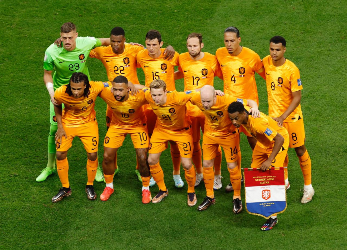 ޤަތަރު އަދި ނެދަލެންޑްސް ކުޅުނު މެޗުގެ ތެރެއިން - ފޮޓޯ: ރޮއިޓާސް