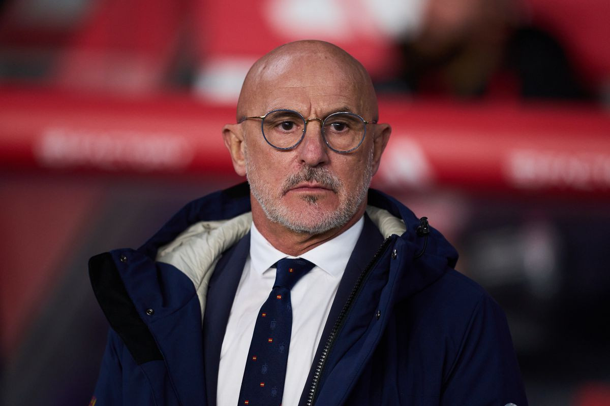 ސްޕެއިންގެ ކޯޗު ލުއިސް ޑެ ލާ ފުއެންޓޭ