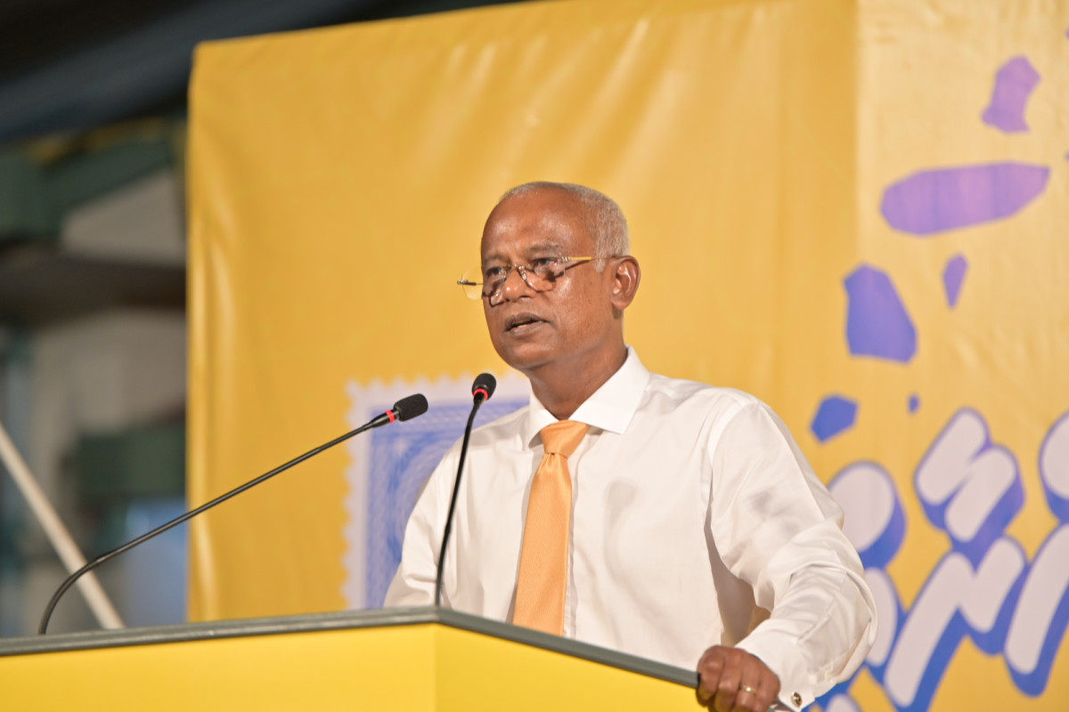 އުފާވެރި އަމާންރާއްޖެ ކެމްޕޭން ޖަލްސާގައި ރައީސް ސާލިހް ވާހަކަފުޅުދައްކަވަނީ