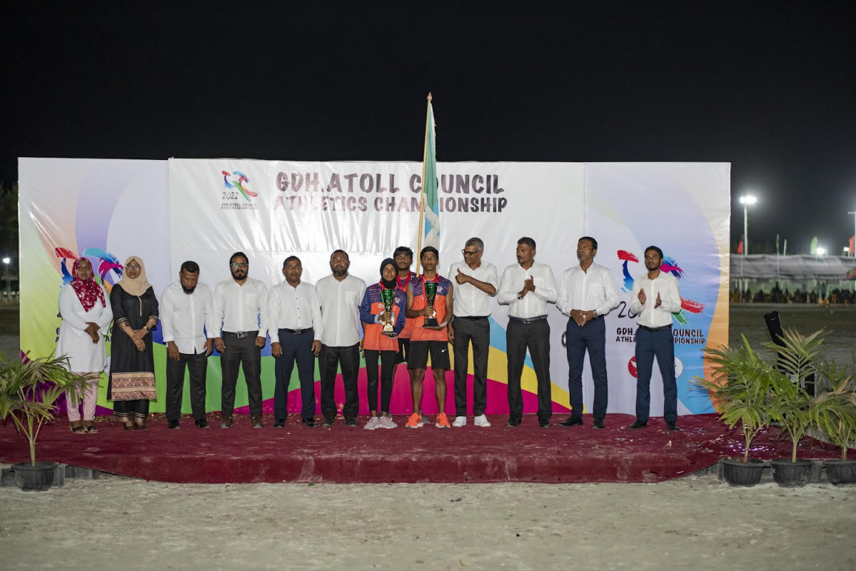 މުބާރާތުގެ އެންމެ މޮޅު އަންހެން އެތުލީޓާއި ފިރިހެން އެތުލީޓު