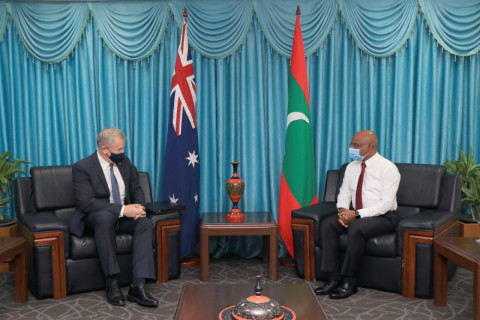 Australian High Commissioner to the Maldives calls on Foreign Minister Shahid