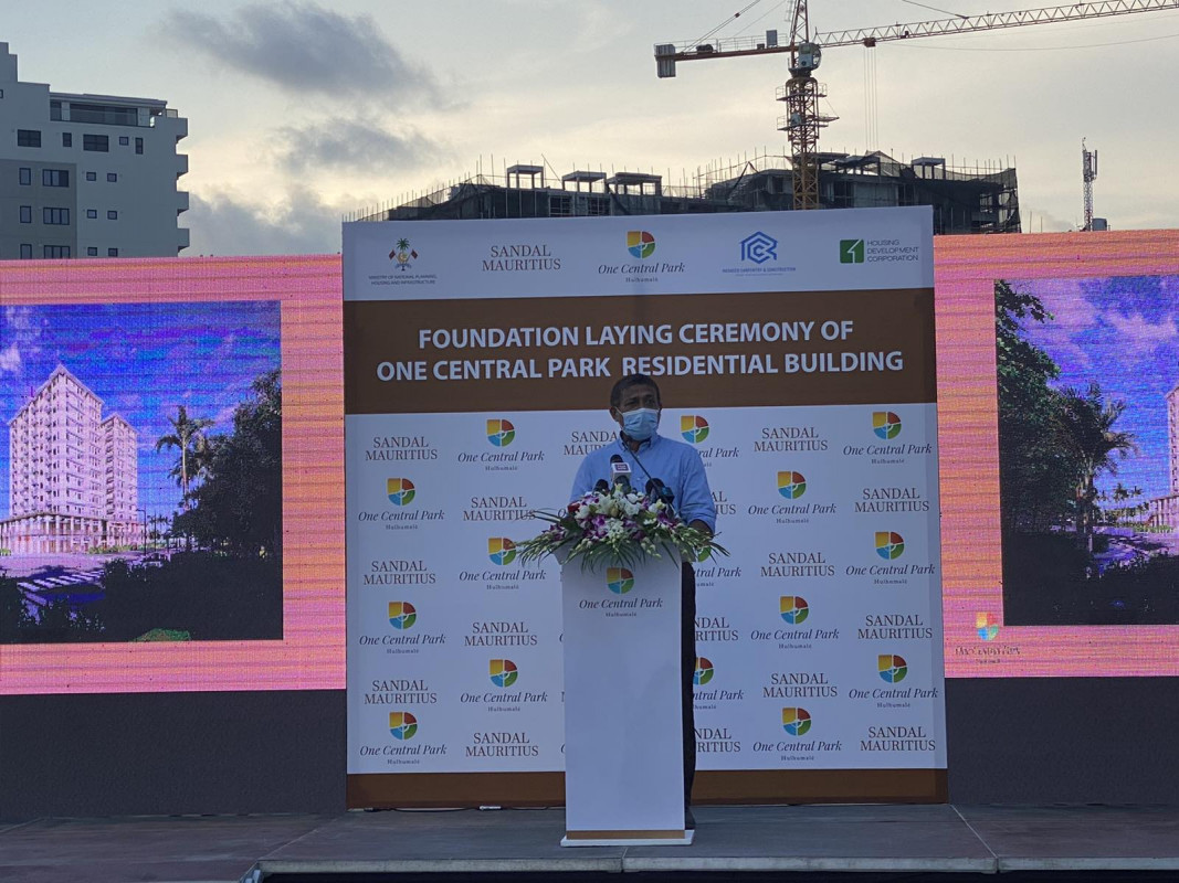 "ވަން ސެންޓްރަލް ޕާކް” ހައުސިން ޔުނިޓްތަކުގެ ބިންގައު އެޅުމުގެ ރަސްމިއްޔާތުގައި މިނިސްޓަރު އަސްލަމް ވާހަކަފުޅު ދައްކަވަނީ