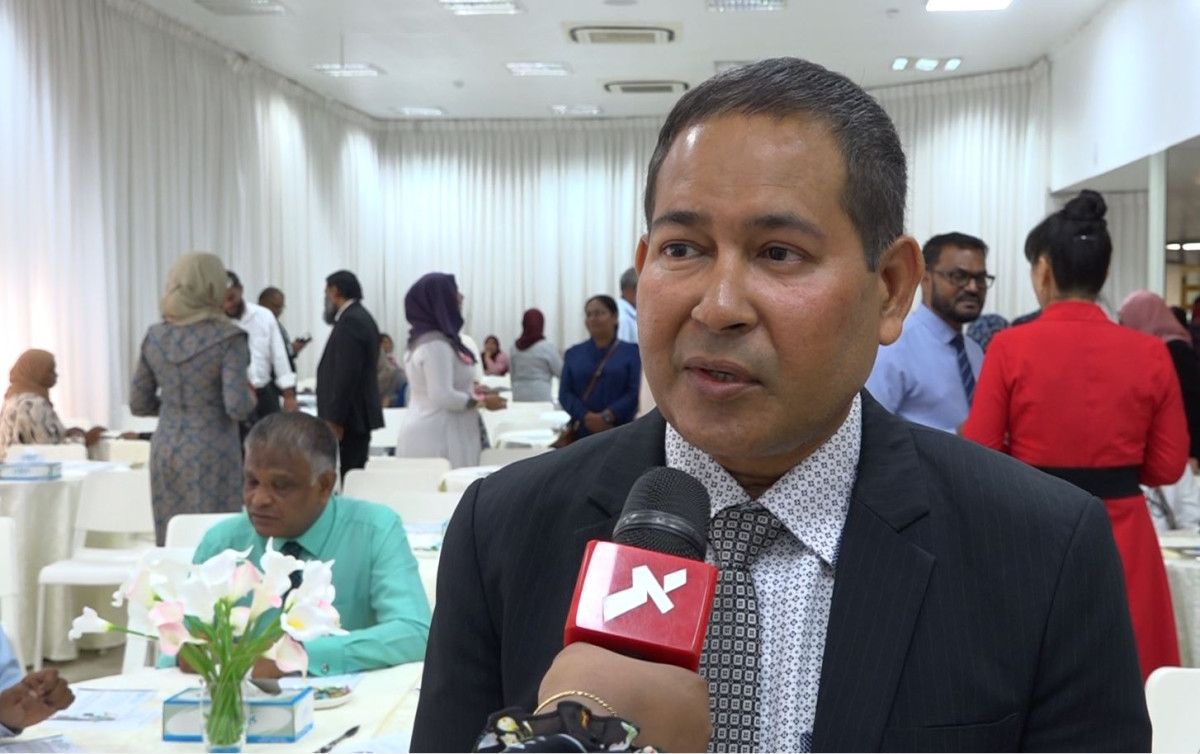 އެމްކިއުއޭގެ ސީއީއޯ ޑރ އަބްދުލް ހަންނާން