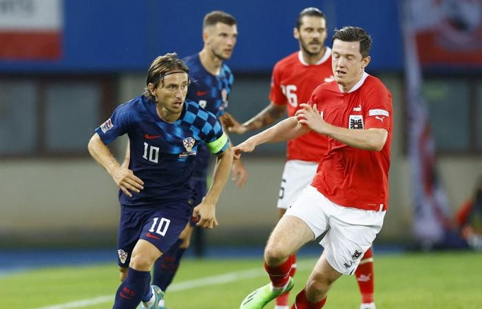 ކްރޮއޭޝިއާ އިން ކުޅުނު މެޗުގެ ތެރެއިން