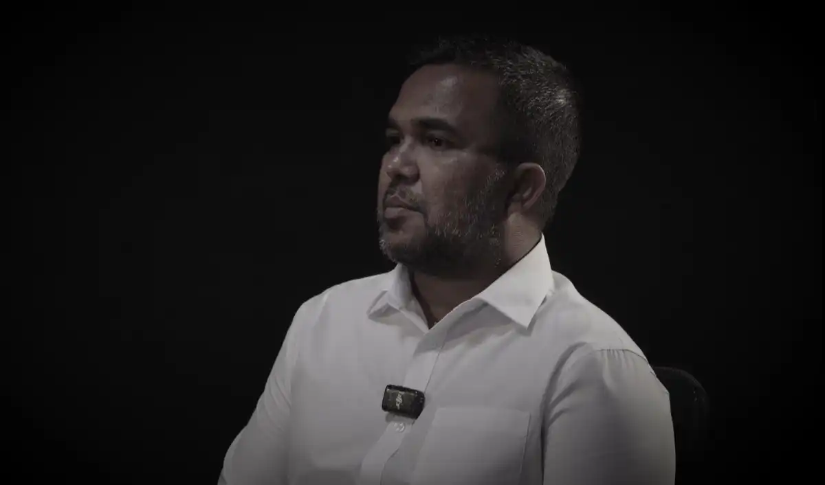 ވައުދުނާމާ ޕްރޮގްރާމްގައި އިހުސާން ވާހަކަ ދައްކަވަނީ.