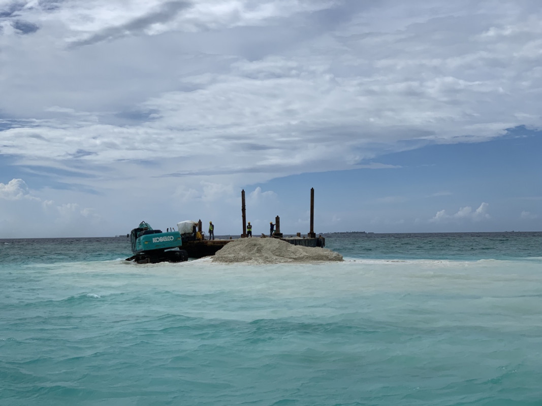 ޕިކްނިކް އައިލެންޑުގެ މަސައްކަތް