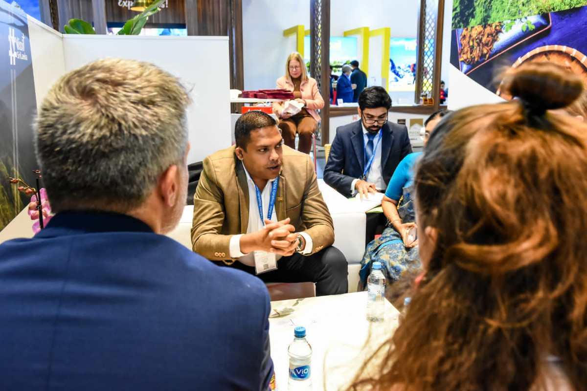 ލަންކާގެ ޓޫރިޒަމް މިނިސްޓަރު އައިޓީބީ ފެއާގައި