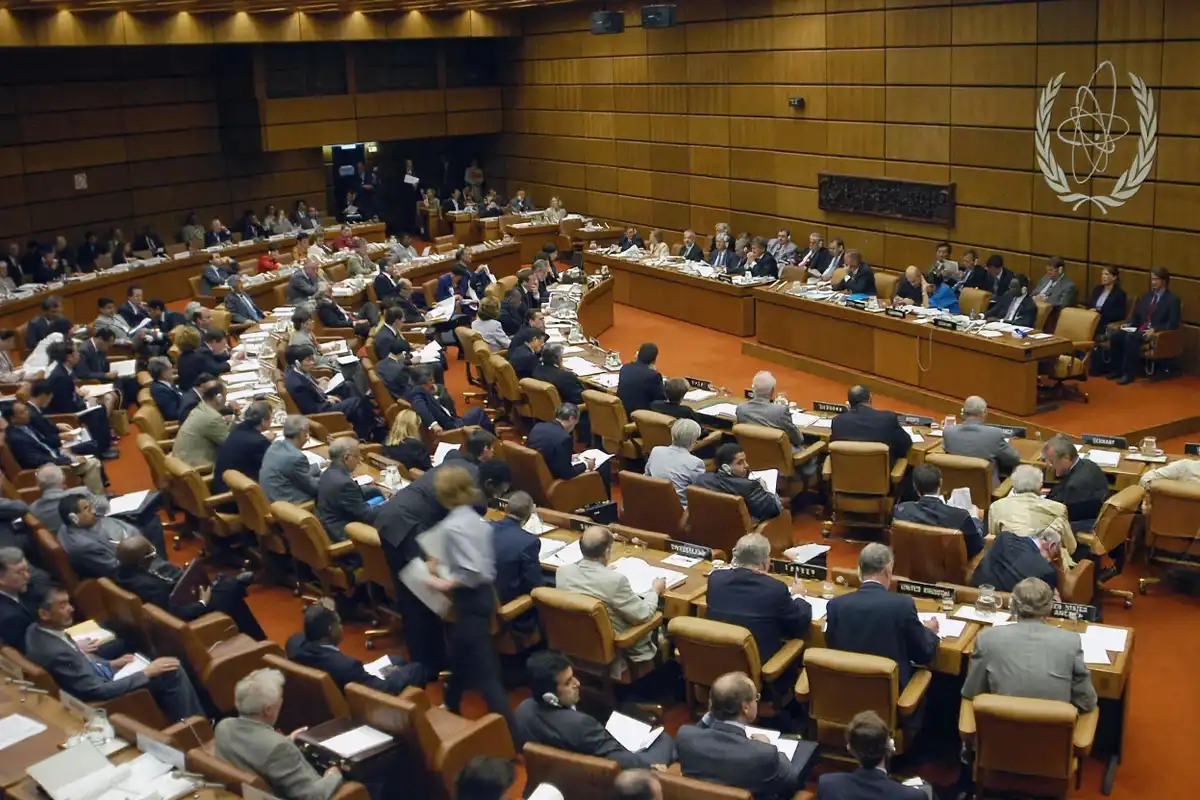 ނިއުކްލިއާ ހަތިޔާރު ފެތުރުން ހުއްޓުވުމާ ބެހޭ ބައިނަލްއަގުވާމީ މުއާހަދާ އިން އީރާން ވަކިވަނީ