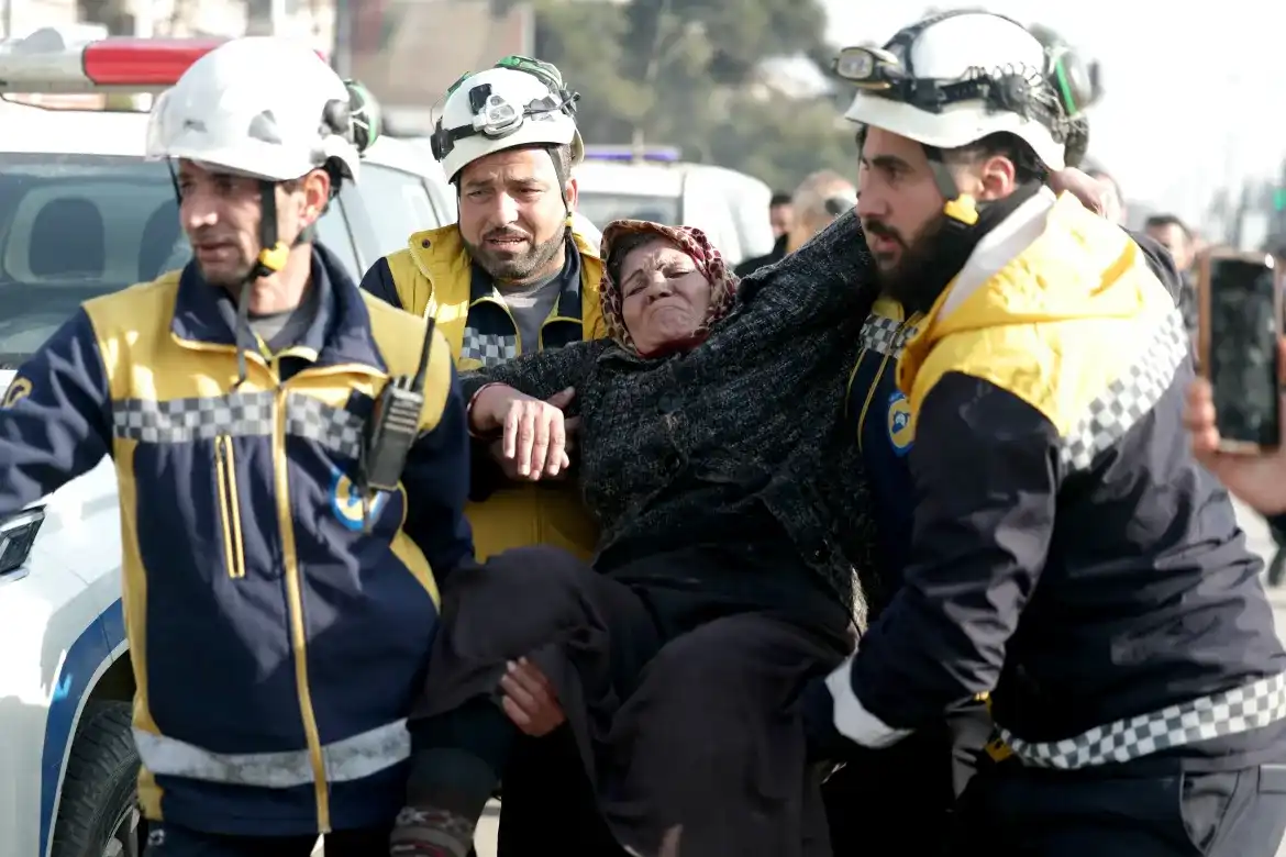 ޙަލަބު ގައި ހަނގުރާމަ ހޫނުވެ، އާންމުން ފިލައިގެން ދާން މަޖުބޫރު ވުން