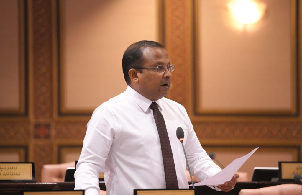 މެންބަރު ރިޔާޒް