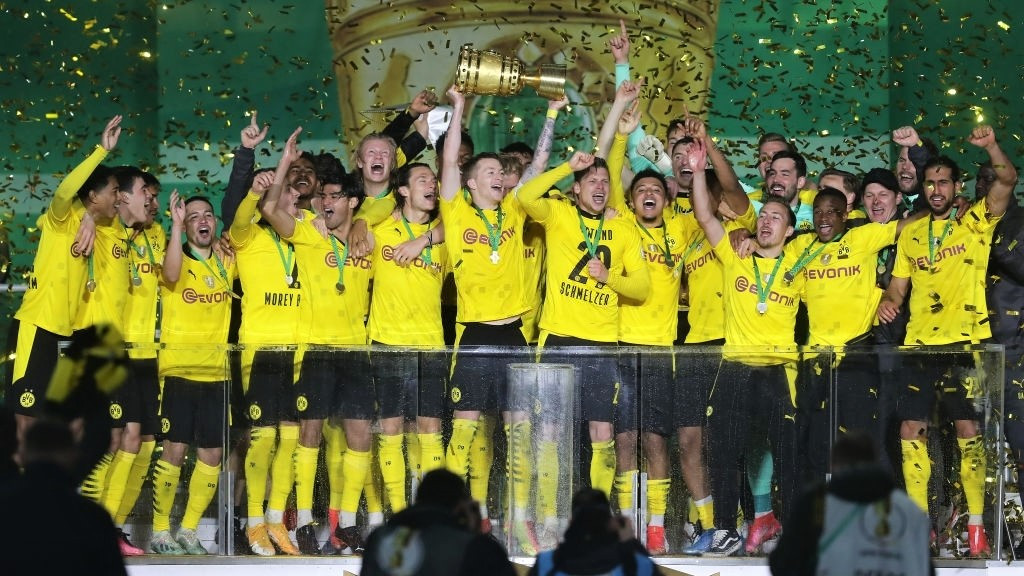 ޖަރުމަން ކަޕުގެ ތައްޓާއެކު ބޮރޫޝިއާ ޑޯޓްމުންޑް ޓީމު