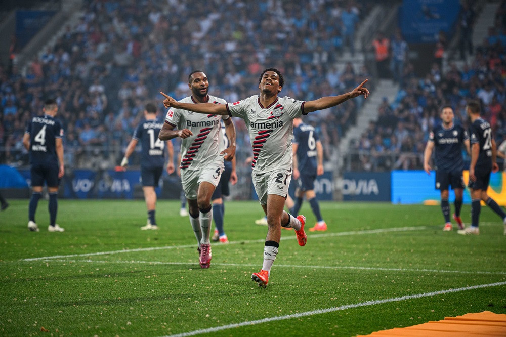 މެޗުގައި ލަނޑު ޖެހުމަށްފަހު ލެވަކޫސަންގެ ކުޅުންތެރިން އުފާ ފާޅުކުރަނީ