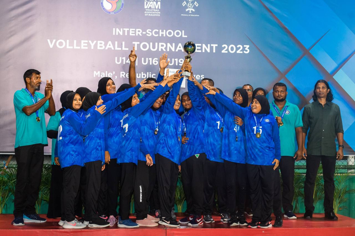 އިންޓަ ސްކޫލް 14 އަހަރުން ދަށުގެ އަންހެން ޗެމްޕިއަންކަން ހޯދި ފ.އަތޮޅު މަދަރުސާ