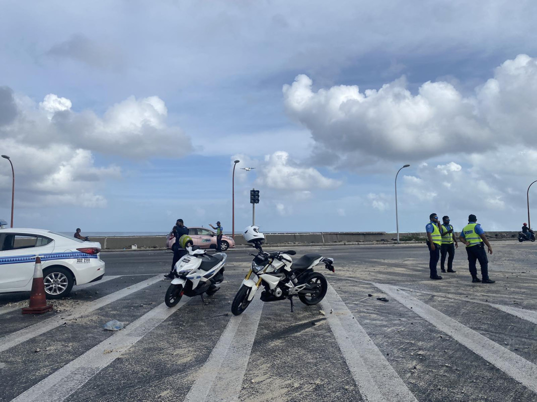 ސިނަމާލެ ބްރިޖަށް ރާޅު އަރާފައި