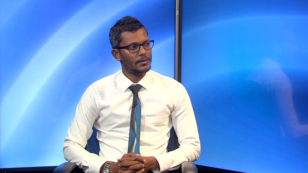 އިލްކެޝަންސް ކޮމިޝަންގެ ސެކްރެޓަރީ ޖެނެރަލް ހަސަން ޒަކަރިއްޔާ