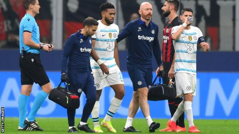 އިނގްލެންޑުގެ ޑިފެންޑަރު ރީސް ޖޭމްސް