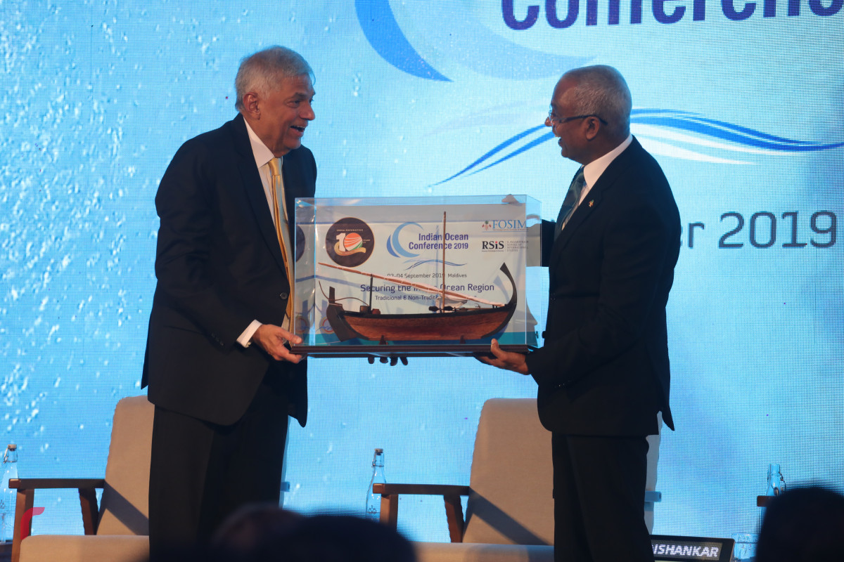 03 ސެޕްޓެމްބަރ 2019 | 4 ވަނަ ސައުތް އޭޝިއަން ކޮންފަރެންސް ފެށުމުގެ ގޮތުން ޕެރެޑައިޒް އައިލެންޑް ރިސޯޓުގައި ބޭއްވި ޖަލްސާގެ ތެރެއިން -- ފޮޓޯ: ޝުއައިބް މުހައްމަދު