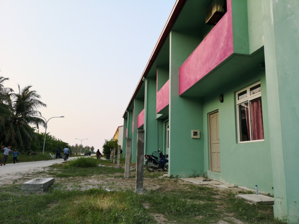 ކުޅުދުއްފުށީގައި ކުރިން އަޅާފައިވާ ފްލެޓްތައް