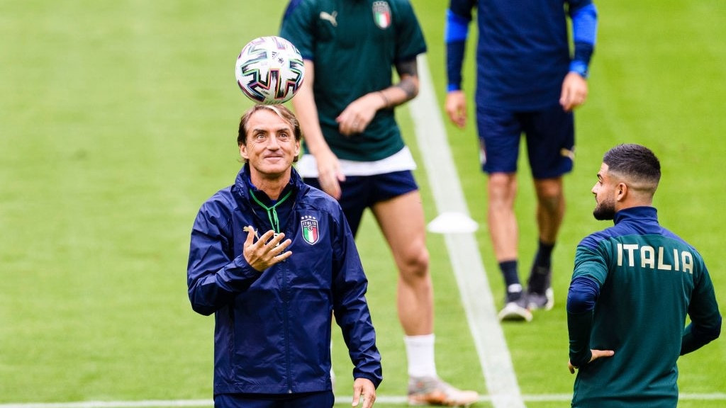 ބެލްޖިއަމް މެޗުގެ ކުރިން އިޓަލީން ކުރިއަށްގެންދިޔަ ތަމްރީނުތަކުގެ ތެރެއިން