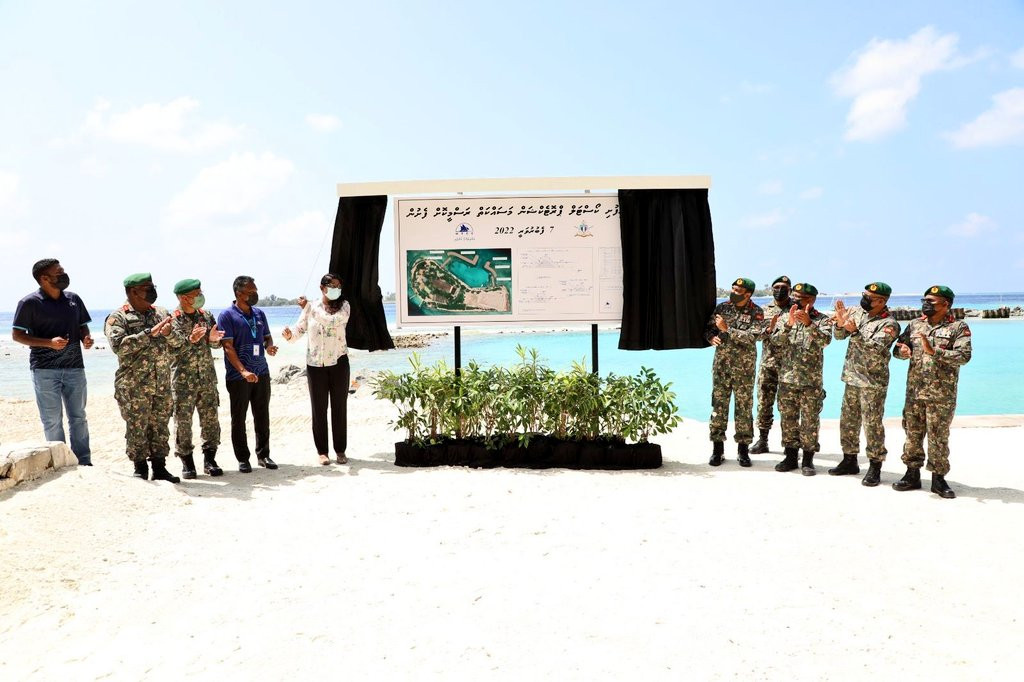 ގިރިފުށި ކޯސްޓަލް ޕްރޮޓެކްޝަން ޕްރޮޖެކްޓް އިފްތިތާޙުކުރުމަށް ބޭއްވި ރަސްމިއްޔާތު