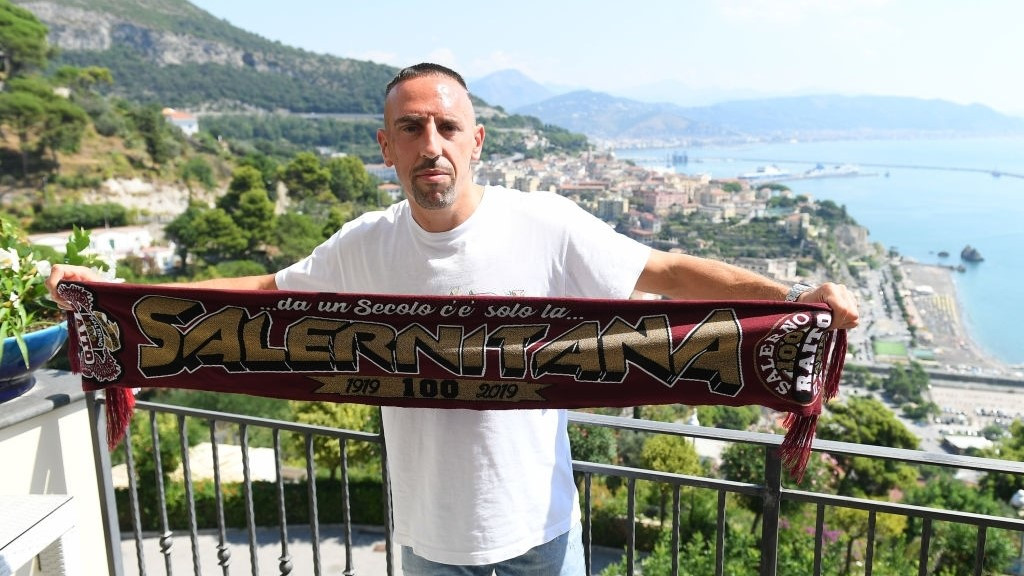 ސަލެރްނިޓާނާއަށް ބަދަލުވުމަށްފަހު ފްރޭންކް ރިބެރީ