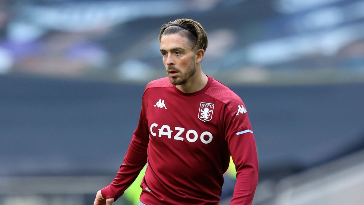 އެސްޓަން ވިލާއަށް ކުޅެމުން އައި އިންގްލެންޑުގެ މިޑްފީލްޑަރު ޖެކް ގްރީލިޝް