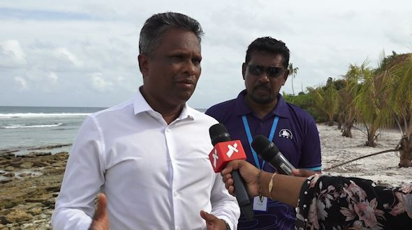 އާދަމް އާޒިމް